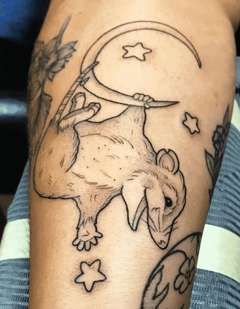 American Traditional Opossum Tattoo, Raccoon And Possum Tattoo, Possum Tattoo Cute, Possum Tattoo Simple, Matching Animal Tattoos, Gnarly Tattoos, Possum Drawing, Skunk Tattoo, Possum Tattoo