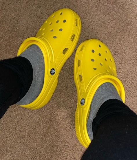 Yellow Crocs, Ribbon Shoes, Clogs Outfit, Shoes For School, Women's Crocs, Cozy Socks, Swag Shoes, Clothing Inspiration, Crocs Shoes