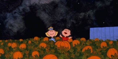 Best Fall Movies, Great Pumpkin Charlie Brown, Charlie Brown Halloween, It's The Great Pumpkin, The Great Pumpkin, Great Pumpkin, Halloween Cartoons, Halloween Clipart, Halloween Movies