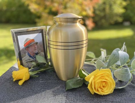 Cremation Costs in Texas 2023 - US Funerals Online Tips For Saving Money, Cremation Services, Next Of Kin, Cremated Remains, Cremation Ashes, Memorial Service, Cremation Urns, Price Comparison, Money Saving Tips