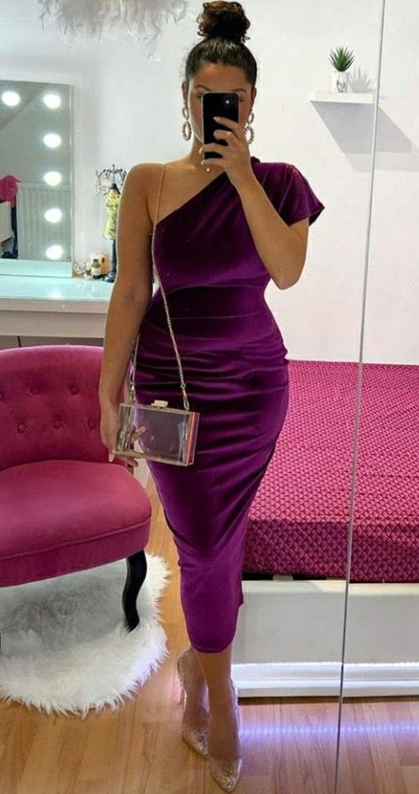 Fall Wedding Guest Outfit Black Women, Luxury Purple Dress For Date Night, Luxury Purple Midi Dress For Date Night, Fall Wedding Guest Dress Black Women, Wedding Attire Guest Black Women, Simple Dinner Dress Evening, Purple Wedding Guest Outfit, Elegant Purple Dress For Date Night, Purple Dress Outfit Party Classy