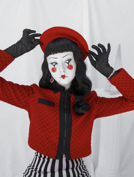 @ ducktrees on Instagram. Mime makeup, mime fashion, clowncore aesthetic, clown makeup, Paris mime, tim Burton Mime Makeup Ideas, Red And Black Character, Simple Clown Outfit, Mime Outfits Costume Ideas, French Mime Costume, Red Dress Halloween, Simple Clown Costume Outfit, Female Mime Costume, 1920s Clown Makeup