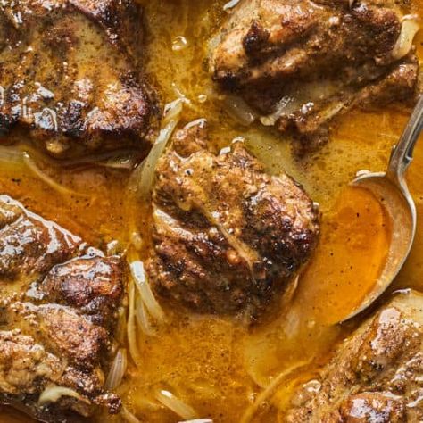 Pork Neck Bones Recipe Soul Food, Neckbones In Crockpot, Neckbones And Potatoes, Pork Neckbones Recipes, Pork Neck Recipes, Cajun Turkey Wings Recipe, Pork Bones Recipe, Neckbone Recipe, Beef Neck Bones Recipe