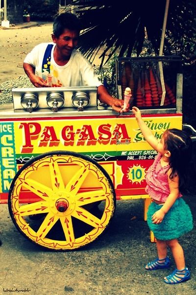 Filipino Childhood Memories, Filipino Nostalgia, Filipino Childhood, Filipino Culture Photography, Filipino Ice Cream, Old Philippines Aesthetic Vintage, Sorbetes Cart Philippines, Childhood Memories Philippines, Philippine Old Photos