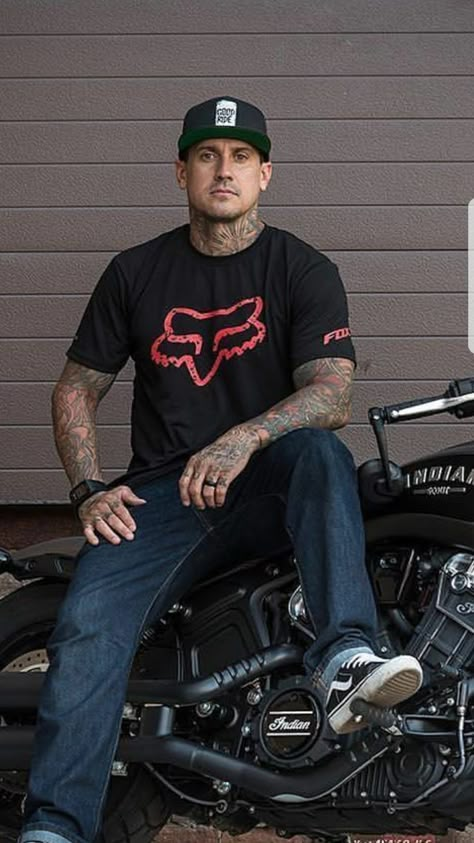 Tatto Boys, Carey Hart, Estilo Cholo, Fashion Models Men, Pink Singer, Latin Men, Motorcycle Pictures, Metal Mulisha, Nike Wallpaper