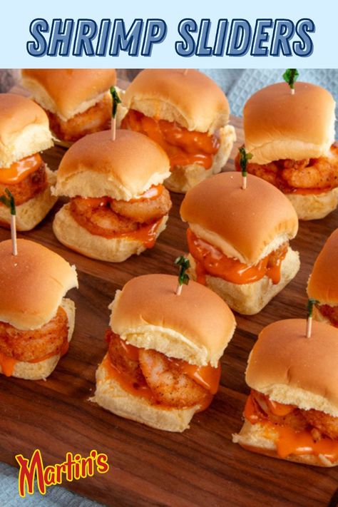 Roasted garlic spicy mayo and fried shrimp on a Martin’s Sweet Party Potato Roll make these sliders an irresistible appetizer for any party. Shrimp Sliders, Sliders Recipes, Party Potatoes, Slider Rolls, Potato Rolls, Garlic Mayo, Potato Roll, Sweet Party, Spicy Mayo