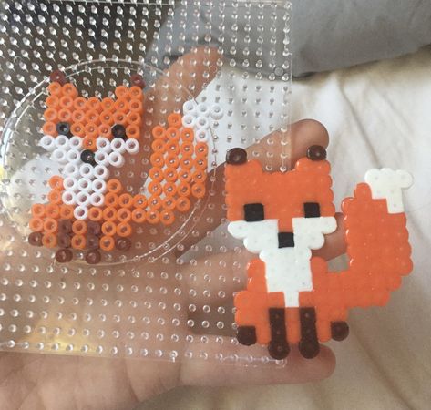 Minecraft Fox Perler Beads, Perler Bead Deer, Giraffe Perler Bead Patterns, Deer Perler Beads Pattern, Perler Animals, Fox Perler Bead Pattern, Perler Bead Patterns Animals, Pyssla Ideas Cute, Hamahelmi Ideas