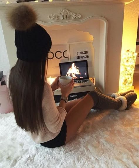 Christmas 2014 Aesthetic, 2016 Fall Aesthetic, 2014 Winter Aesthetic, 2014 Fall Aesthetic, Victoria’s Secret Christmas, 2014 Outfits Tumblr, Tumblr Girly Aesthetic, Fall Tumblr, Tumblr Girly Aesthetic 2013