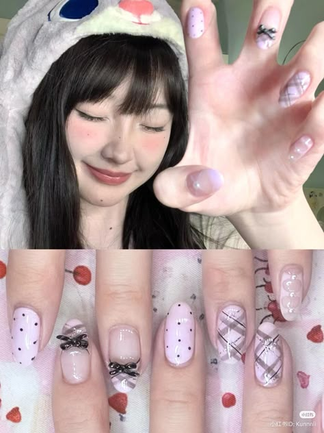 #Nailinspiration #coquette #vintage #paris #nana Nana Nails, Cute Nails Designs, Uñas Ideas, Aesthetic Feed, Coquette Vintage, Makeup Clothes, Vintage Paris, Cute Nail Designs, Nails Inspo