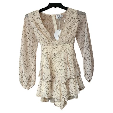 Nwt Princess Polly String Of Love Romper Beige Size 2 Long Sleeve Playsuit, Dot Print, Wrap Front Detail With Waist Tie, V-Neckline, Ruffle Overlay & Hemline, Elasticated Cuffs, Invisible Zip At Back, Lined, Polyester, Hand Wash. Pit To Pit 16.5”, Waist 12.5”, Overall Length 28”. Check Out My Other Listings. Bundle Up To 5 Pounds From My Closet For One Shipping Fee And An Automatic Discount. Long Sleeve Playsuit, Princess Polly, Dot Print, Waist Tie, Size 2, Playsuit, Pant Jumpsuit, Overalls, Jumpsuit Romper