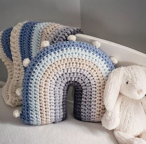 Blue Rainbow Nursery, Crochet Baby Pillow, Crochet Ideas For Baby Boy, Boy Blankets Crochet, Rainbow Baby Gift Ideas, Rainbow Shower Ideas, Crochet For Baby Boy, Crochet Rainbow Pillow, Rainbow Nursery Ideas