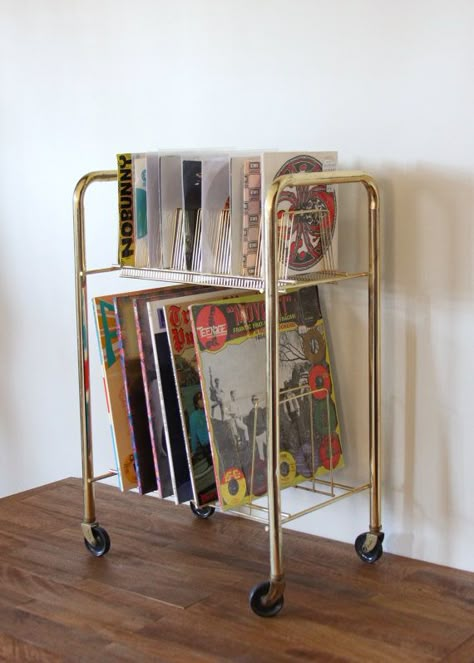 1960's Metal Record Rack Record Organization, Vinyl Record Storage Ideas, Record Storage Ideas, Record Album Storage, Custom Record, Cassette Storage, College Apartment Bedroom, Record Organizer, Mid Century Apartment