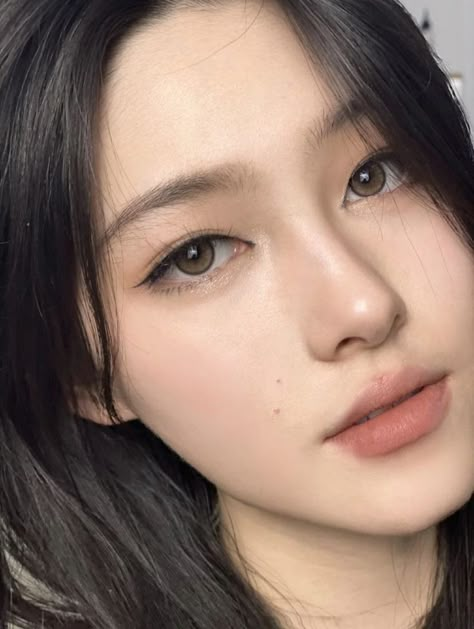 Timeless Makeup, Light Makeup Looks, Soft Makeup Looks, Bridal Hair Inspiration, Ulzzang Makeup, Ethereal Makeup, Eye Makeup Designs, Art Makeup, Bold Makeup