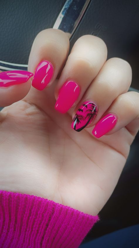 Palm trees and hot pinks Hot Pink Nails With Palm Tree, Hot Pink Vacation Nails, Hot Pink Beach Nails, Vacation Nails Square, Pink Vacation Nails, Hot Pink Summer Nails, Pink Vacation, Summer Vacation Nails, Palm Tree Nail Art