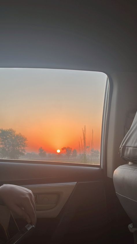 Instagram Window Snapchat Story, Car Windows Down Aesthetic, Car Window Snap, Sunset Snap, Snapchat Streak, Snap Streak, Snapchat Stories, Photography Nature, Girl Wallpaper