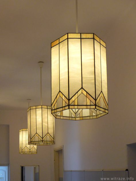 Diy Stained Glass Light Fixture, Art Deco Lampe, Art Deco Lantern, Art Deco Stained Glass Lamp, Art Deco Lampshade, Art Deco Lighting Ceiling, Art Deco Decorations, Stained Glass Ceiling Light, Art Deco Light Fixtures