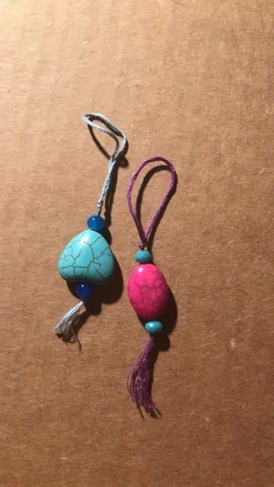 Shiny/Oval/Catching Charms in Pokémon Sword and Shield : 6 Steps - Instructables Shiny Charm Pokemon, The End Game, Pretty Shorts, Art Contest, Sewing Needle, Jewelry Tutorials, Leather Working, Bead Charms, Fiber Art