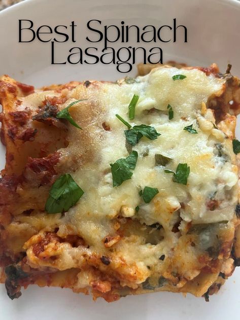 Lasagna With Spinach And Meat, Spinach And Meat Lasagna, Meatless Lasagna Recipe, Lasagna With Spinach, Meatless Lasagna, Spinach Sauce, Cheese Lasagna, Spinach Lasagna, No Noodle Lasagna