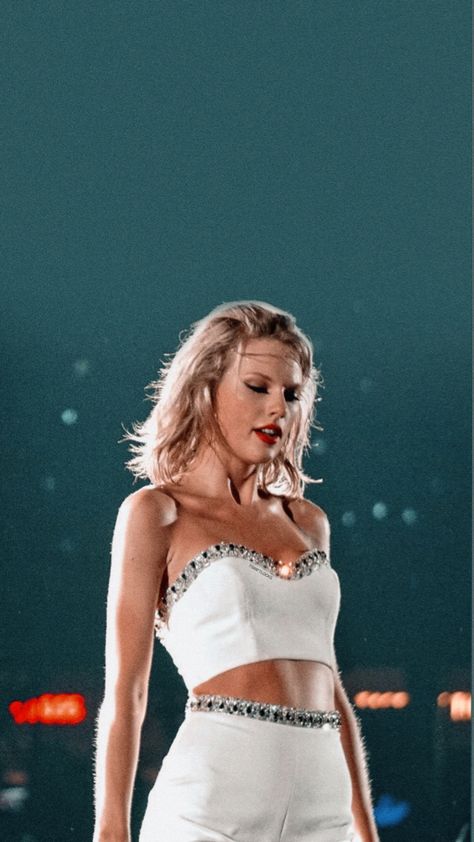 Taylor Swift 1989 Tour, Rep Tour, 1989 World Tour, Photos Of Taylor Swift, 1989 Tour, Swift Facts, Swift Tour, Taylor Swift Music, Rosy Cheeks