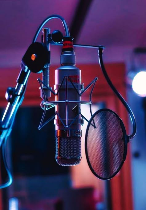 Voice Over Studio Home, The Voice Aesthetic, Radio Aesthetic, Stage Microphone, Recording Studio Equipment, Home Recording Studio Setup, Recording Studio Setup, Microphone Studio, Voice Recording