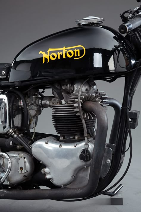 1966 Norton Atlas Cafe Racer Norton Bike, Norton Dominator, Norton Cafe Racer, Norton Motorcycle, Norton Commando, Triumph Bikes, Cafe Racing, Bike Engine, British Motorcycles