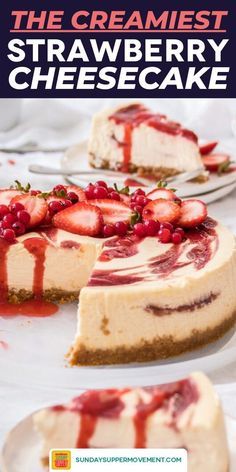 Cheesecake Strawberries, Strawberry Swirl Cheesecake, Biscotti Cheesecake, Strawberry Cheesecake Recipe, Homemade Strawberry Sauce, Swirl Cheesecake, Baked Cheesecake, Easy Dessert Recipe, Homemade Cheesecake