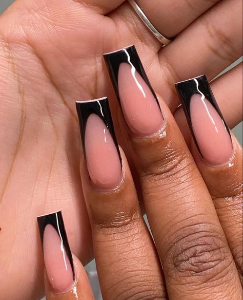 Medium Long Square Acrylic Nails Designs, Black French Tip Medium Nails, Medium Length Black French Tip Nails, Black French Tip Nails Medium Length, Black Acrylic Nails Medium Length, Medium Long French Tip Nails, Medium Black French Tip Nails, Back To School Nails Black, Pretty Nail Art Designs French Tips