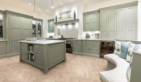 Green Paint Ideas, Desired House, Green Country Kitchen, Green Shaker Kitchen, Bespoke Cabinetry, Tom Howley Kitchens, Quartz Island, Mint Green Kitchen, Curved Seating