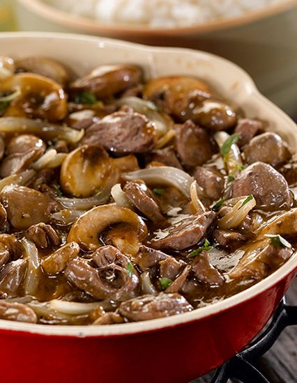 Offal Recipes, Gizzards Recipe, Chicken Hearts, Chicken Liver Recipes, Mushrooms And Onions, Chicken Gizzards, Liver And Onions, Liver Recipes, Chicken Heart