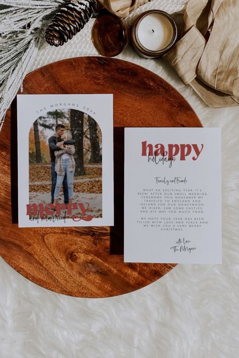 Newly Engaged Christmas Card, Newlywed Christmas Card Ideas, Christmas Cards For Couples, Newlywed Christmas Card, Marry Christmas Card, Merry And Married, Paper Bride, Pom Wonderful, Couple Christmas Card