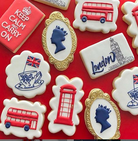 London Cookies Decorated, Vacation Cookies, Cruella Party, London Cookies, Transportation Cookies, British Cookies, British Party, Royal Tea Parties, London Theme