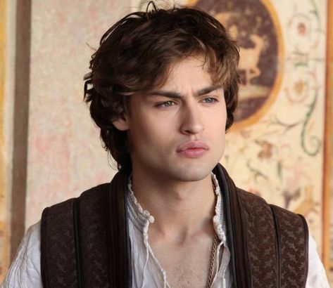 Douglas Booth Romeo, Romeo Aesthetic, Rabastan Lestrange, I Hate Boys, Douglas Booth, Movies Quotes Scene, Jonathan Scott, My Fair Lady, Costume Drama