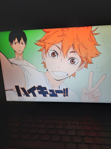 Anime Watching Tv Aesthetic, Watching Tv Aesthetic, Haikyu Anime, Cozy Anime, Tv Aesthetic, Watch Haikyuu, Anime Stories, Anime Watch, Weird Quotes Funny