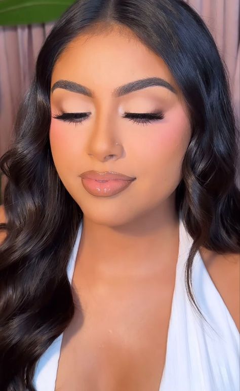 Natural Glam Makeup Prom, Glam Bride Makeup, Makeup Birthday, Quinceanera Makeup, Birthday Makeup Looks, Mekap Mata, 20 Makeup, Natural Glam Makeup, Prom Eye Makeup