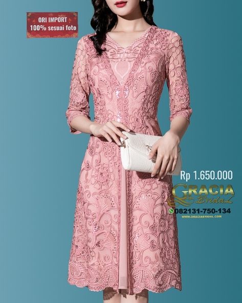 Dres Kebaya, Dress Kebaya, Kebaya Brokat, Dress Pesta, Lace Dress With Sleeves, Simple Dresses, Sewing Hacks, Lace Skirt, Lace Dress