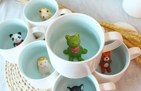 Animal Ceramics, Frog Mug, Homesick Candles, Best White Elephant Gifts, Cute Surprises, Miniature Animals, Funny Coffee Mug, Ceramics Ideas Pottery, Diy Clay Crafts