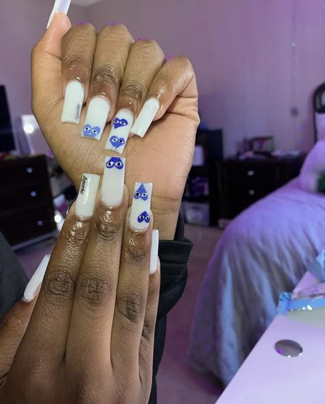 Acrylic Nails With Bf Initials Blue, Nails With His Initials Blue, Blue And White Nails With Initials, Cdg Nails Short, Blue Nails With Initials Acrylic, Kaws Nails Blue, Blue Cdg Nails, Blue Kaws Nails, Cdg Nails Acrylic