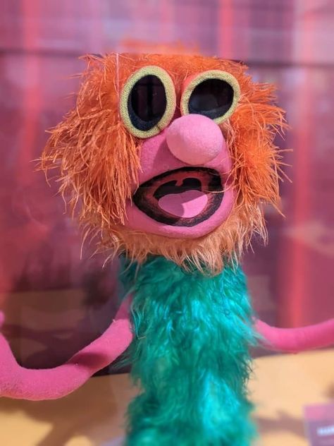 Ever gotten a song stuck in your head just by seeing a picture? Just me? Okay. Mahna Mahna the Muppet debuted in 1969 on the Ed Sullivan Show, introducing the world to hit earworm of the century, “Ma nah Ma nah”. Since then, Mahna Mahna has shown up from time to time in other talk shows, the Muppet Show, and a handful of other Jim Henson productions. He doesn’t say much beyond his name and jazz scatting. He is also the most tolerant of Fozzie's bad jokes. Mahna Mahna made by Jim Henson Song Stuck In Your Head, Mahna Mahna, Exhibition Display Design, Ed Sullivan Show, Ed Sullivan, The Ed Sullivan Show, Talk Shows, The Muppet Show, Exhibition Display