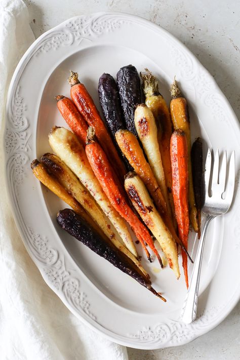 Maple and Miso Roasted Carrots - A Nourishing Plate Miso Glazed Carrots, Maple Roasted Carrots, Carrots Side Dish, Gluten Free Sides, Creamy Cauliflower, Glazed Carrots, Vegan Eats, Cooking Basics, Veggie Side Dishes