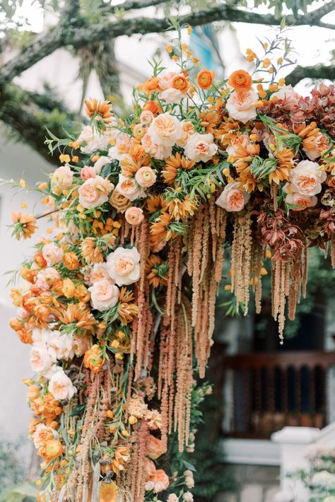 Floral Design Classes, Floral Archway, Floral Arch Wedding, Floral Installations, Fall Flower Arrangements, Arch Flowers, Flower Installation, Large Scale Floral, Floral Arch