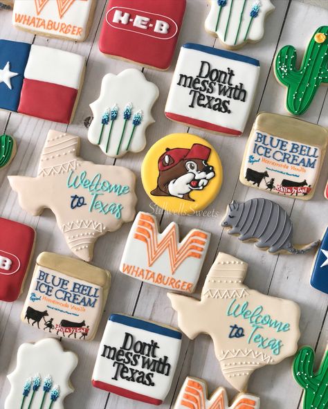 Texas Royal Icing Cookies, Texas Themed Cookies Decorated, Texas Decorated Cookies, Texas Themed Christmas Party, Texas Theme Party Ideas, Texas Themed Cookies, Texas Birthday Cake, Cloud 9 Cookies Decorated, Bucees Birthday Cakes