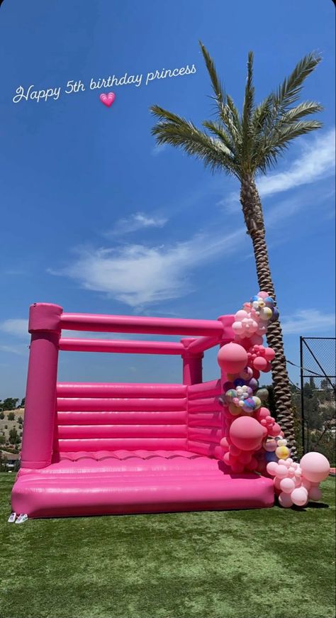 Pink Bounce House, Party In The Hamptons, Coachella Birthday, Quinceanera Pink, Bouncy House, Bday Party Theme, Barbie Birthday Party, Happy 5th Birthday, Sweet Paper