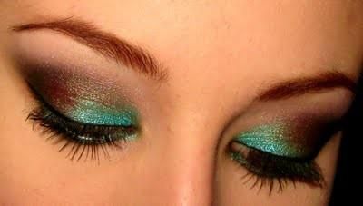 Brown And Teal. Teal Eyeshadow, Teal Makeup, Teal And Brown, Brown Eyeshadow, Kiss Makeup, I Love Makeup, Makeup Designs, Makati, Pretty Eyes