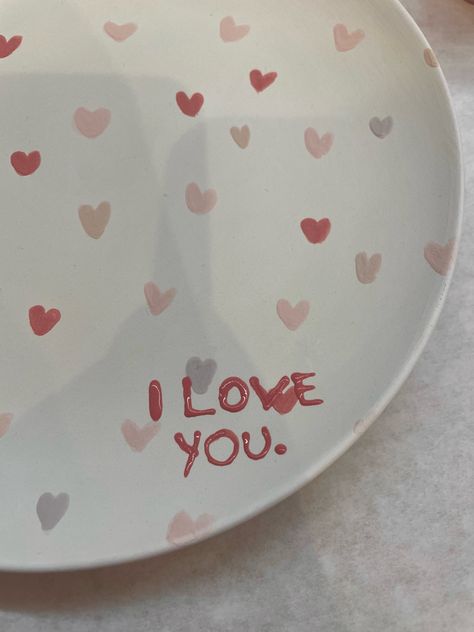 Couple Pottery Painting Ideas, As You Wish Pottery Ideas, Creative Space Keramik Ideas, Creative Space Keramik, Diy Plates, Valentine Plates, Diy Pottery Painting, Color Me Mine, Pottery Plate