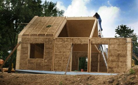 Cob House Plans, Wood House Design, Straw Bale Construction, Cordwood Homes, Eco House Design, Rammed Earth Homes, Earth Bag Homes, Straw Bale House, Eco Buildings