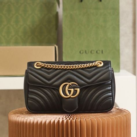 &️Gucci GG Marmont Matelasse Mini shoulder Bag Gucci Gg Marmont Matelasse, Gucci Marmont Bag, Bag Aesthetic, Gucci Marmont, Gucci Gg Marmont, Closet Organizer, Bags Aesthetic, Gg Marmont, Mini Shoulder Bag