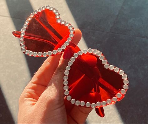 Heart Glasses With Beads, Harry Styles Glasses, Harry Styles Sunglasses, Concert Glasses, Abba Voyage, Book Craft, Grad Pic, Poster Project, Heart Shaped Glasses