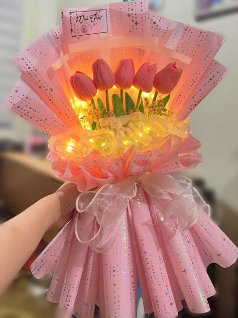 How To Make Tulips With Ribbon, Ribbon Tulips, Fuzzy Wire Flower, Satin Ribbon Bouquet, Bouquet Wrapping Ideas, Makeup Bouquet, Single Flower Bouquet, Satin Flowers Diy, Chocolate Flowers Bouquet