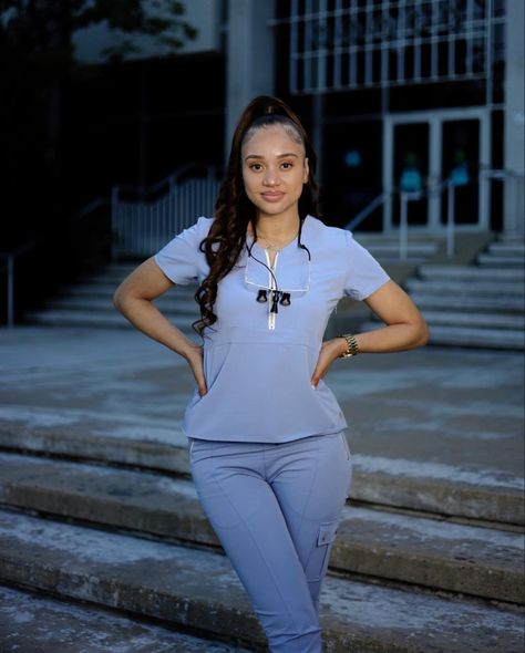 Scrub Photoshoot, Ceil Blue Scrubs Outfit, Ceil Blue Scrubs, Women Ceo, Nurse Aesthetic, Medical Careers, Nurse Inspiration, Scrubs Outfit, 70s Inspired Fashion