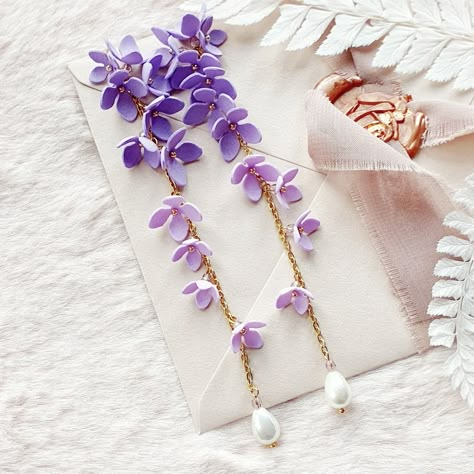 Purple Lilac Flower Earrings for Bride Long Earrings Wedding - Etsy Poland Lavender Flower Earrings, Purple Flower Jewellery, Purple Flower Earrings, Light Purple Jewelry, Wisteria Earrings, Lilac Jewelry, Purple Lilac Flower, Blue Flower Wedding, Long Earrings Wedding